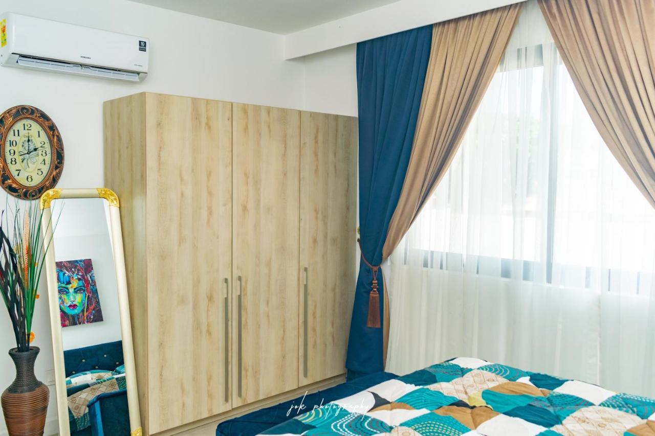 Luxury 2 Bedroom Apartment With Huge Balcony , Pool, Gym At Tribute House Accra Ngoại thất bức ảnh