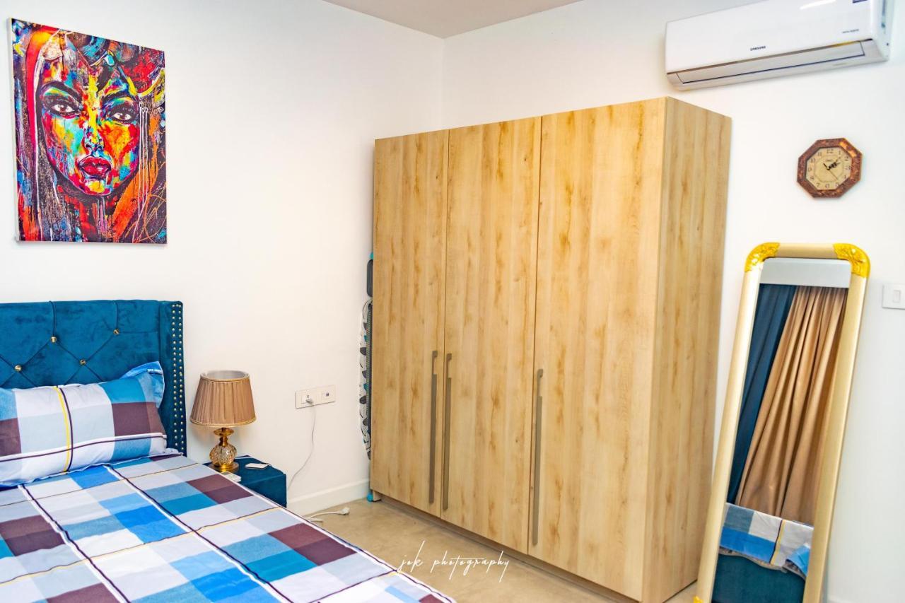 Luxury 2 Bedroom Apartment With Huge Balcony , Pool, Gym At Tribute House Accra Ngoại thất bức ảnh