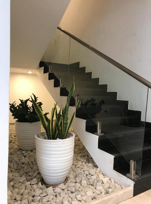 Luxury 2 Bedroom Apartment With Huge Balcony , Pool, Gym At Tribute House Accra Ngoại thất bức ảnh